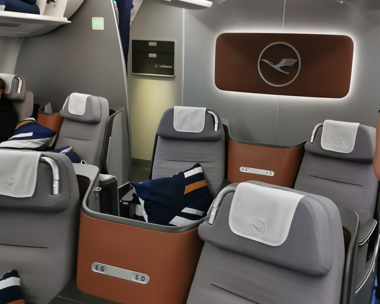 10-Minute Unpiloted Lufthansa Flight: Investigation Reveals Co-pilot Medical Emergency 10-Minute Unpiloted Lufthansa Flight: Investigation Reveals Co-pilot Medical Emergency