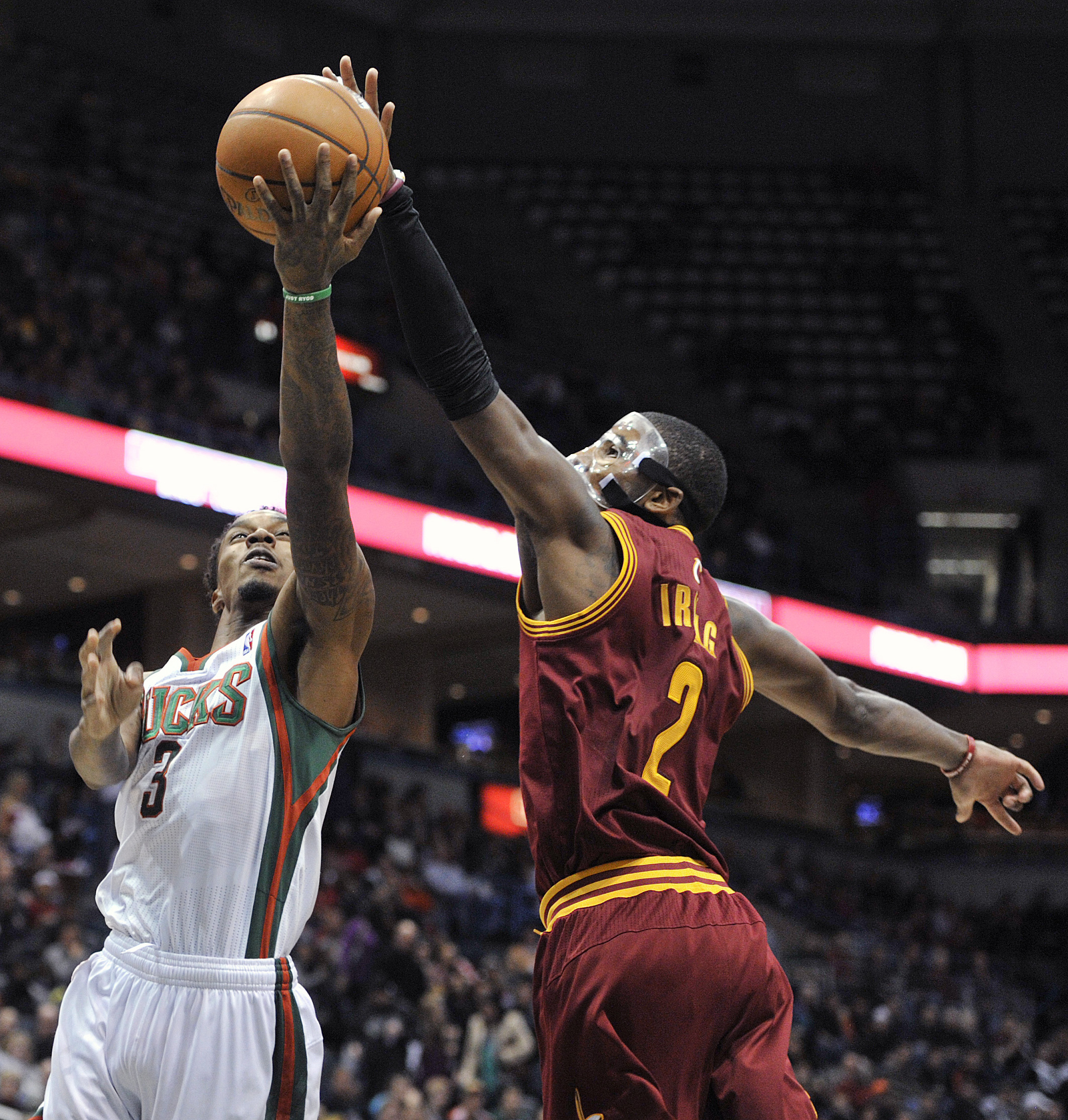 10th Straight Win For Cavaliers: Hunter's 32 Points Key To Overtime Triumph 10th Straight Win For Cavaliers: Hunter's 32 Points Key To Overtime Triumph