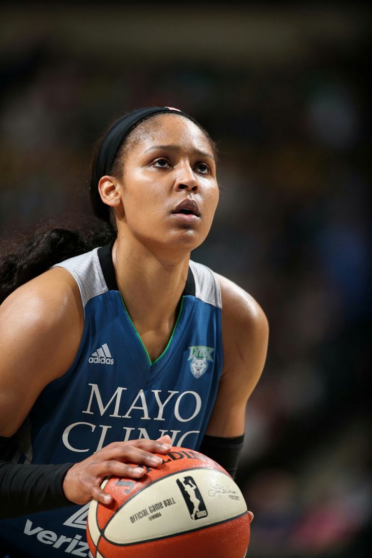 16 Influential Black Women In WNBA History 16 Influential Black Women In WNBA History