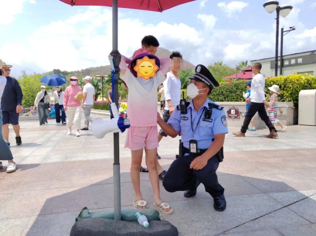17岁女孩广场失踪案:家属质疑跳江自杀,警方立案侦查 17岁女孩广场失踪案:家属质疑跳江自杀,警方立案侦查