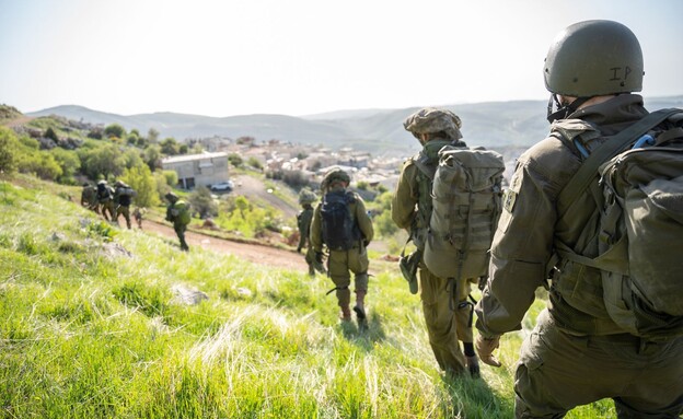 הצצה נדירה: פעילות צה הצצה נדירה: פעילות צה