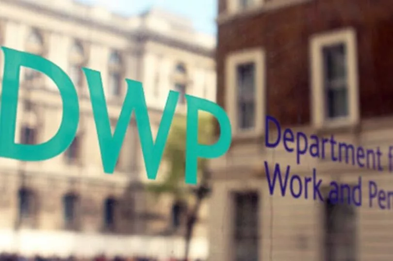 355,000 Benefit Stops: DWP Issues 3-Month Warning 355,000 Benefit Stops: DWP Issues 3-Month Warning