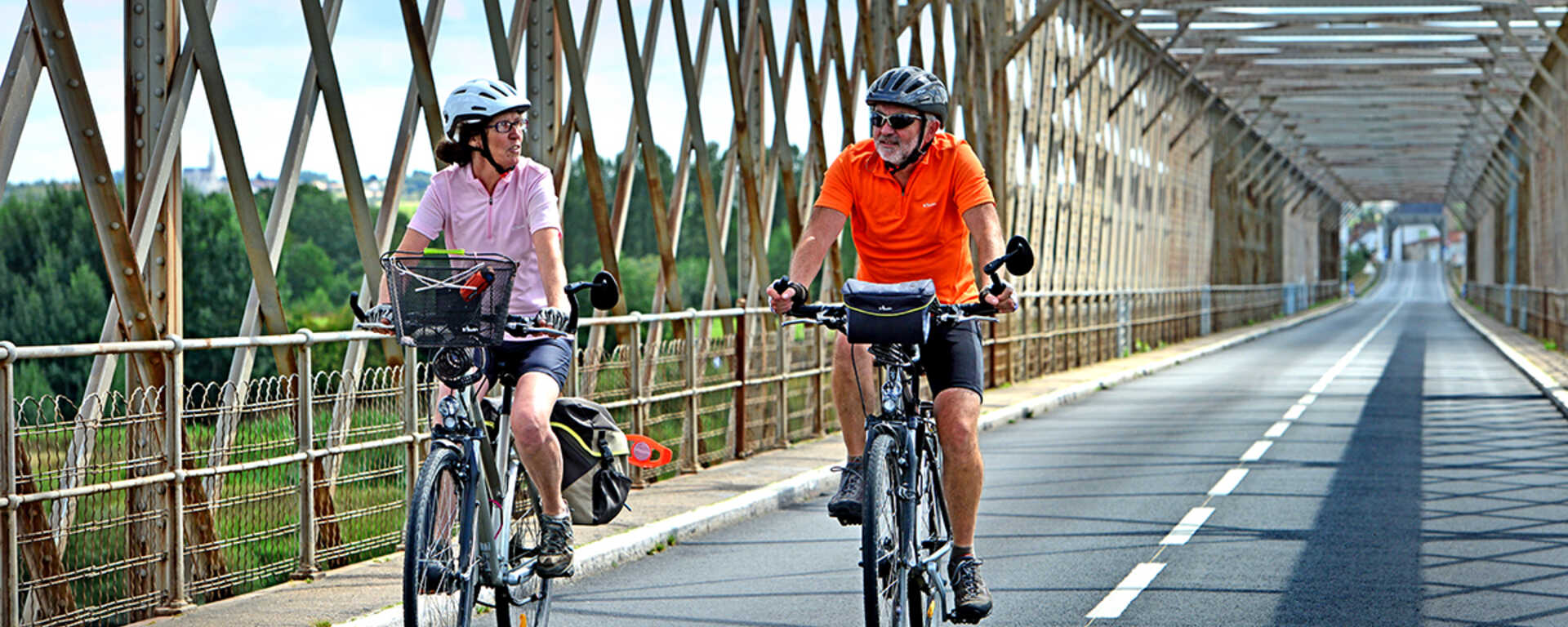 5 Circuits Vélo Pour Explorer La Loire, Nantes Et Son Estuaire 5 Circuits Vélo Pour Explorer La Loire, Nantes Et Son Estuaire