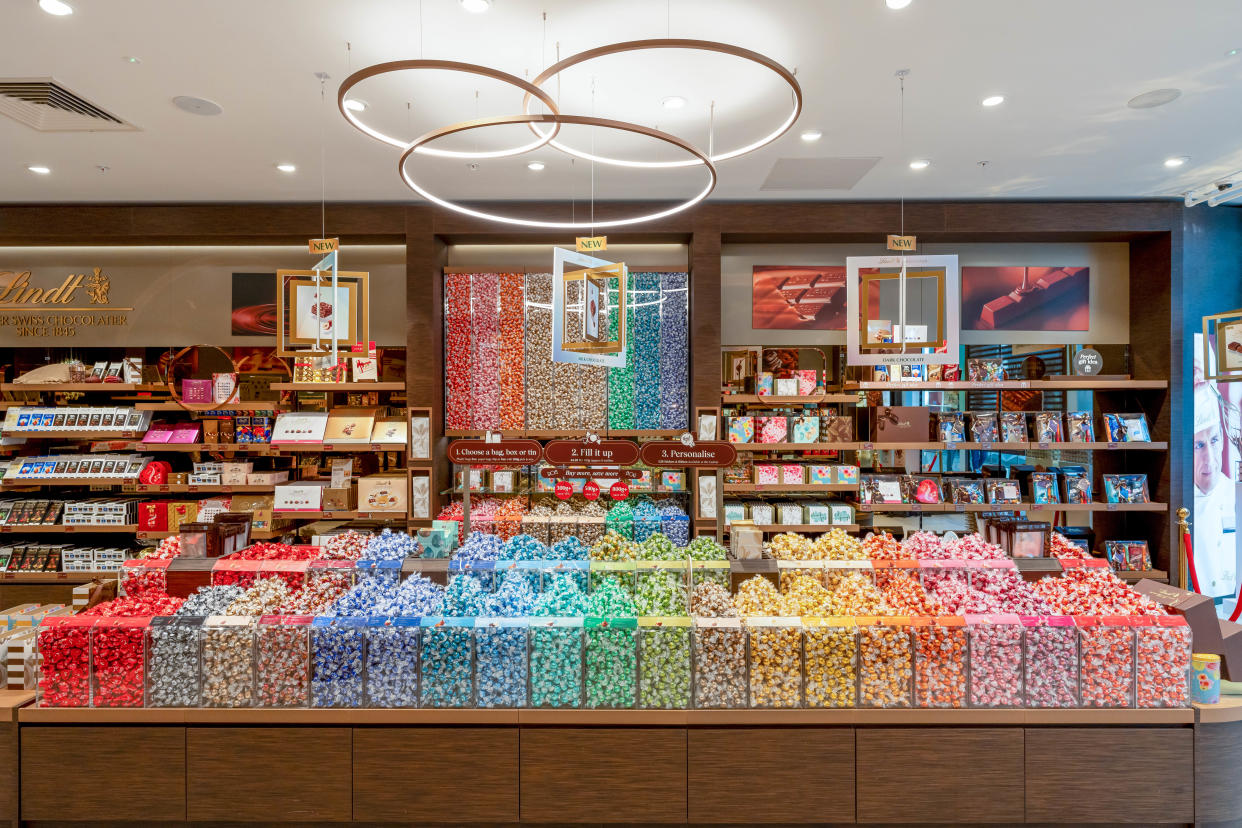 A Chocolate Lover's Paradise: Lindt's New London Store A Chocolate Lover's Paradise: Lindt's New London Store