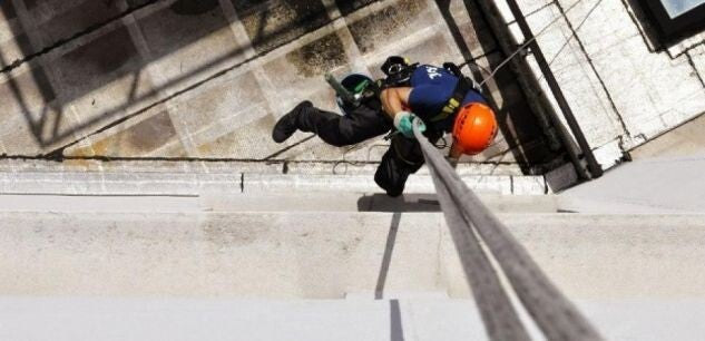 Activité Des Cordistes Face Au Développement Urbain De Nantes Activité Des Cordistes Face Au Développement Urbain De Nantes