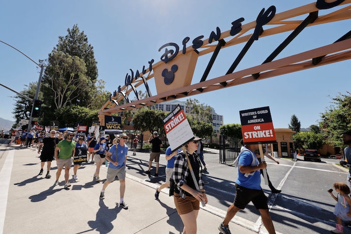 Actors Join Writers' Strike: Hollywood Faces Complete Production Shutdown Actors Join Writers' Strike: Hollywood Faces Complete Production Shutdown