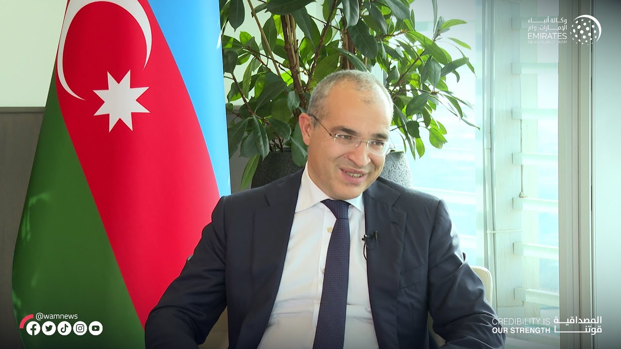 اجتماع وزير التجارة السعودي مع نظيره الأذربيجاني لتعزيز التعاون اجتماع وزير التجارة السعودي مع نظيره الأذربيجاني لتعزيز التعاون