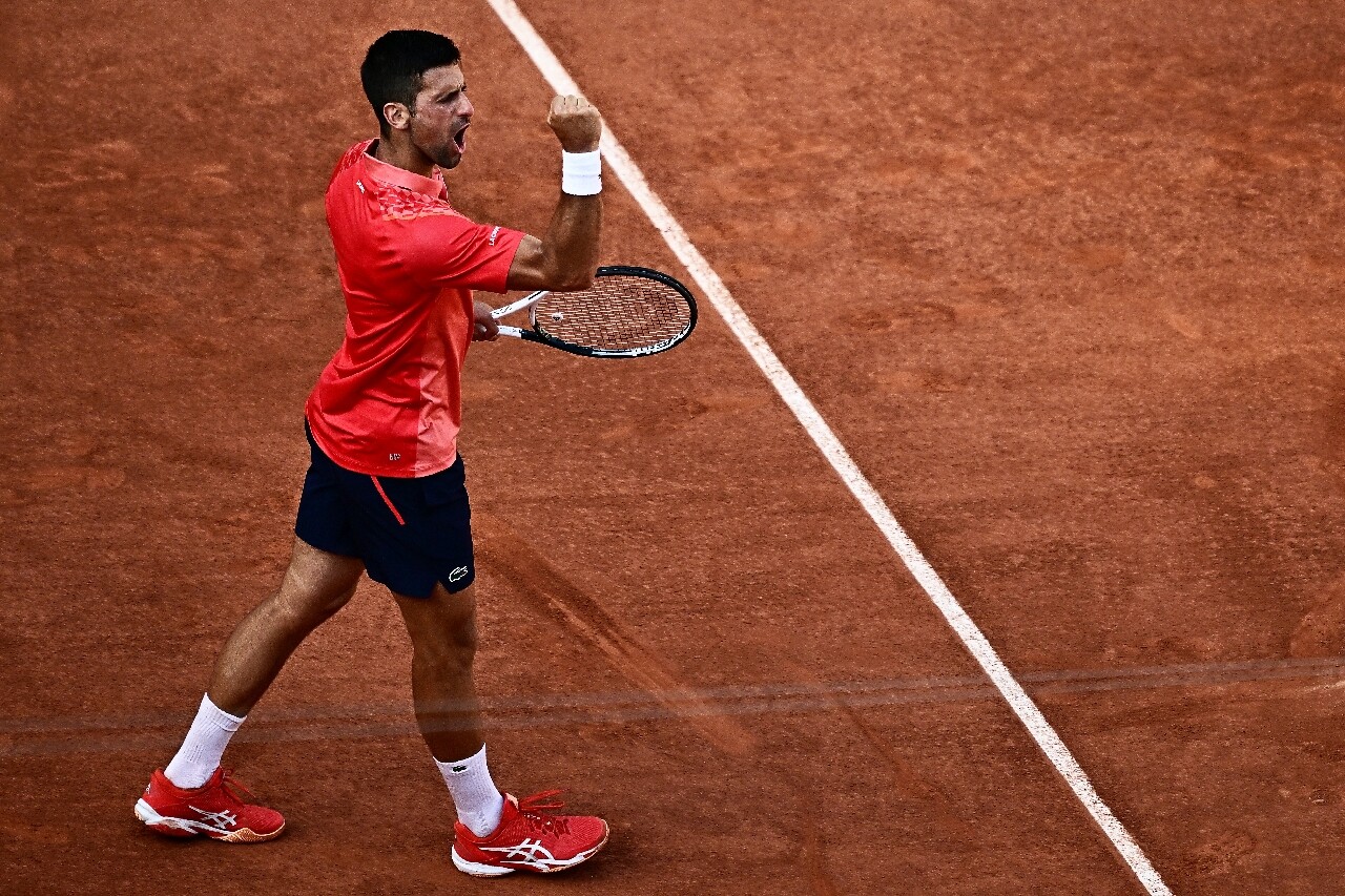 Alcaraz & Swiatek: Strong Starts At Roland Garros 2024 Alcaraz & Swiatek: Strong Starts At Roland Garros 2024