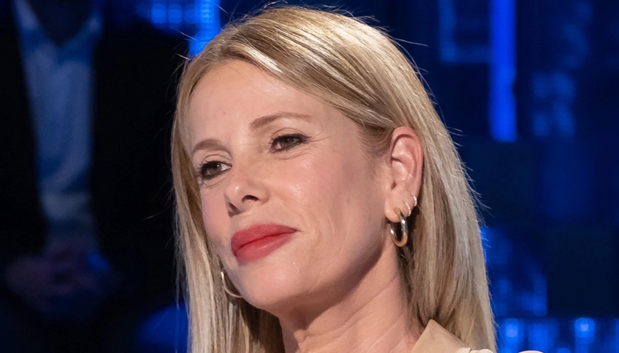 Alessia Marcuzzi Contro Mara Venier? La Polemica Infiamma I Social Alessia Marcuzzi Contro Mara Venier? La Polemica Infiamma I Social