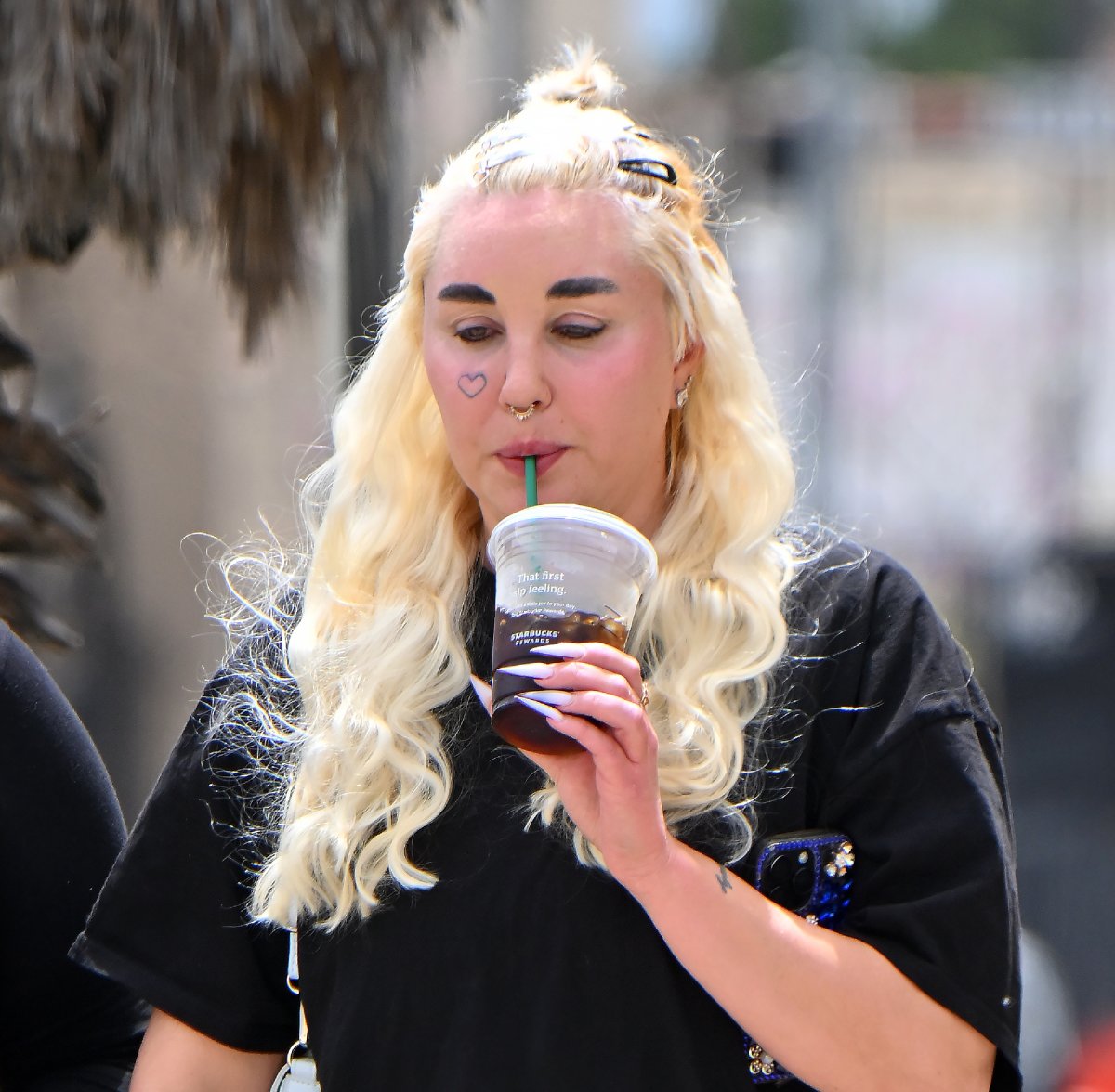 Amanda Bynes' OnlyFans: Strict Disclaimer & Content Details Amanda Bynes' OnlyFans: Strict Disclaimer & Content Details