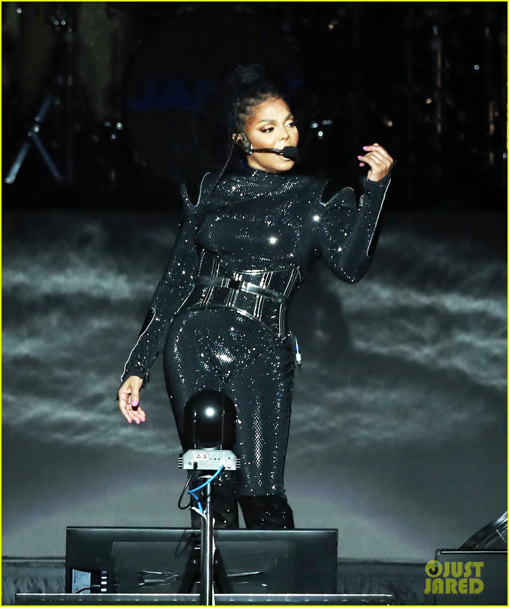 American Music Awards 2025: Janet Jackson Honored With ICON Award