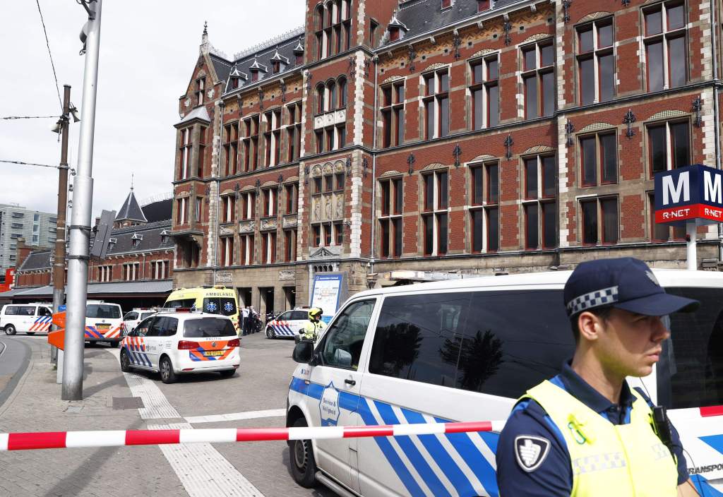 Amsterdam Knife Attack: Police Investigation Underway After Hotel Incident Amsterdam Knife Attack: Police Investigation Underway After Hotel Incident
