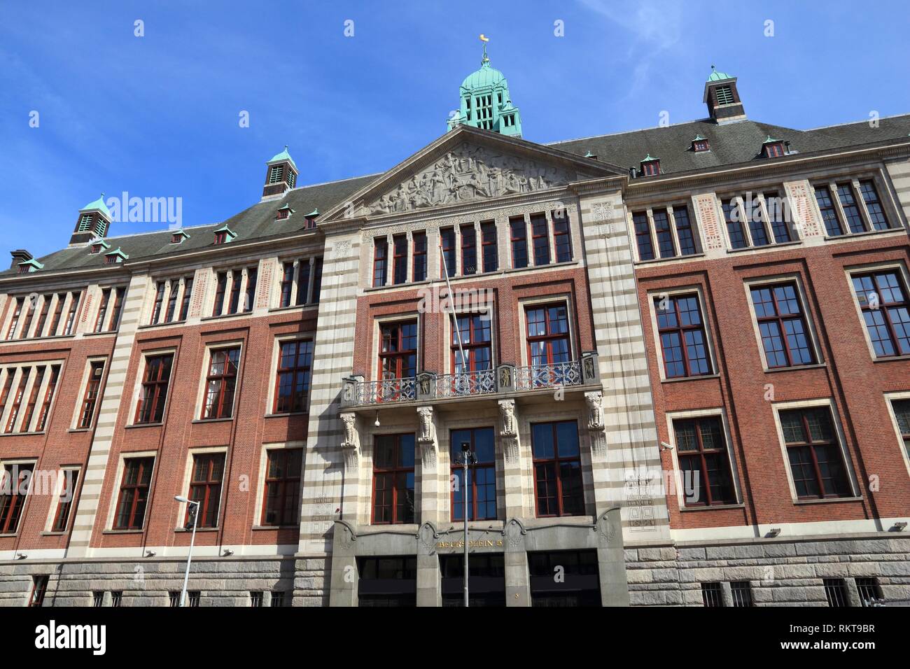 Amsterdam Stock Exchange: 7% Plunge At Open Reflects Trade War Anxiety Amsterdam Stock Exchange: 7% Plunge At Open Reflects Trade War Anxiety