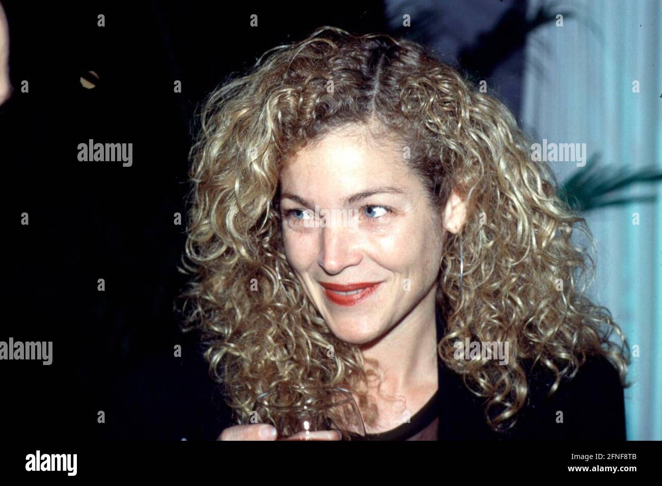 Amy Irving Mourns The Passing Of Dallas And Carrie Star