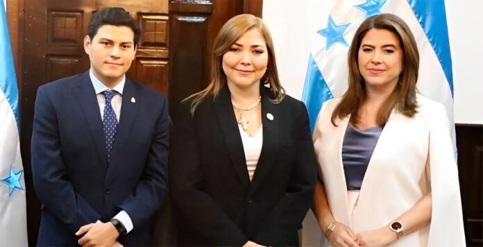 Ana Paola Hall Y La Ciudadanía: Un Éxito Que Culmina En Declaratoria Ana Paola Hall Y La Ciudadanía: Un Éxito Que Culmina En Declaratoria