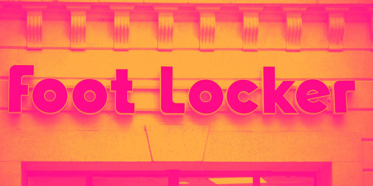 Analyst Prediction: How Nike's Q3 Performance Will Influence Foot Locker Analyst Prediction: How Nike's Q3 Performance Will Influence Foot Locker