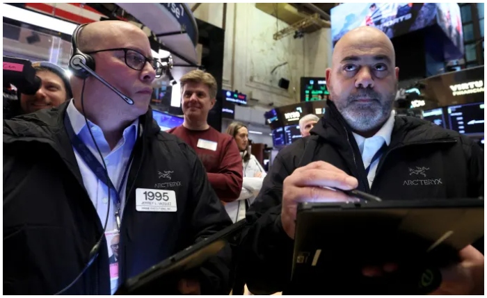 Analyzing The Wall Street Surge: A Shift In Bear Market Predictions Analyzing The Wall Street Surge: A Shift In Bear Market Predictions