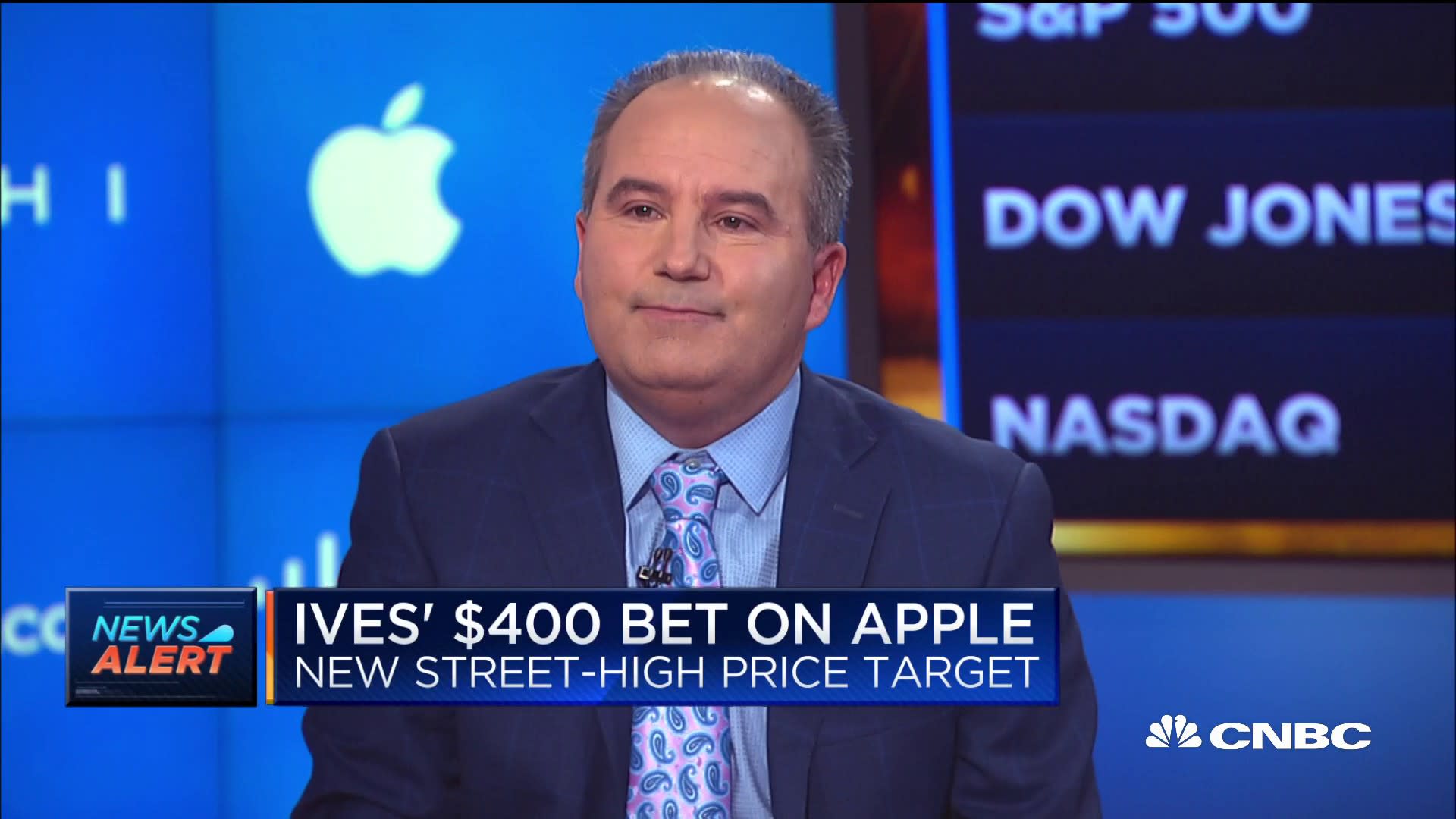 Analyzing Wedbush's Bullish Apple Stance After Price Target Cut Analyzing Wedbush's Bullish Apple Stance After Price Target Cut