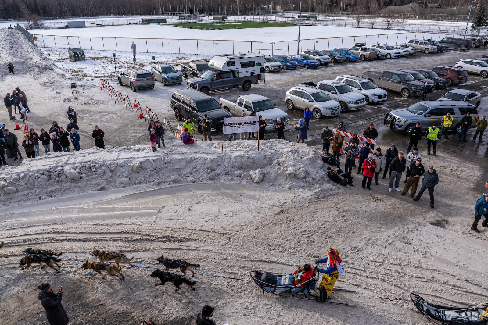 Anchorage Welcomes Iditarod: 2025 Ceremonial Start Draws Huge Crowds Anchorage Welcomes Iditarod: 2025 Ceremonial Start Draws Huge Crowds