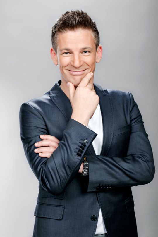 Andi Knoll Kommentiert Eurovision Song Contest Für ORF Andi Knoll Kommentiert Eurovision Song Contest Für ORF