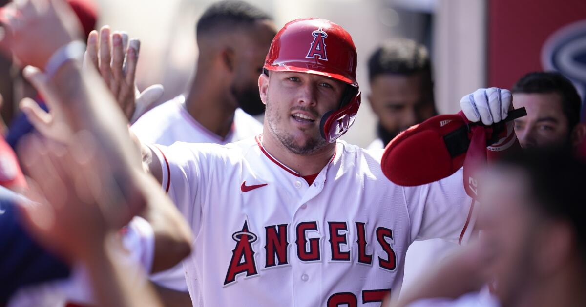 Angels Lose Despite Mike Trout's Two Home Runs Angels Lose Despite Mike Trout's Two Home Runs