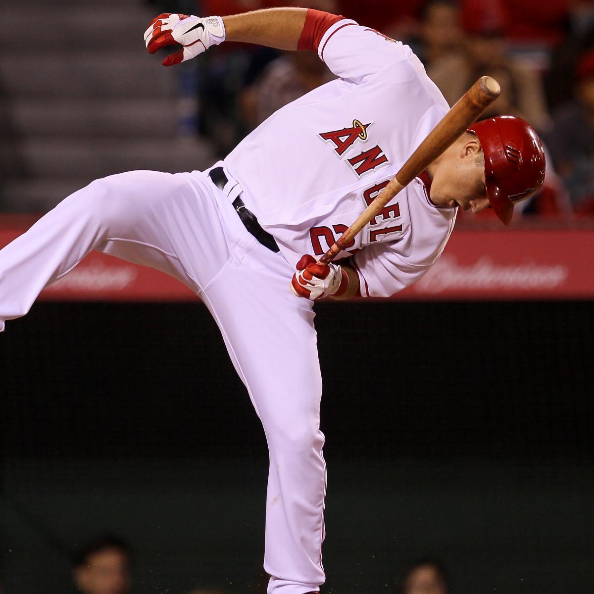 Angels' Losing Streak Continues As Mike Trout Exits With Knee Injury Angels' Losing Streak Continues As Mike Trout Exits With Knee Injury