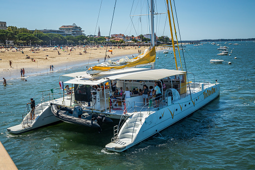 Arcachon : Le Tip Top One, 22 Ans D'histoire Sur Le Bassin Arcachon : Le Tip Top One, 22 Ans D'histoire Sur Le Bassin
