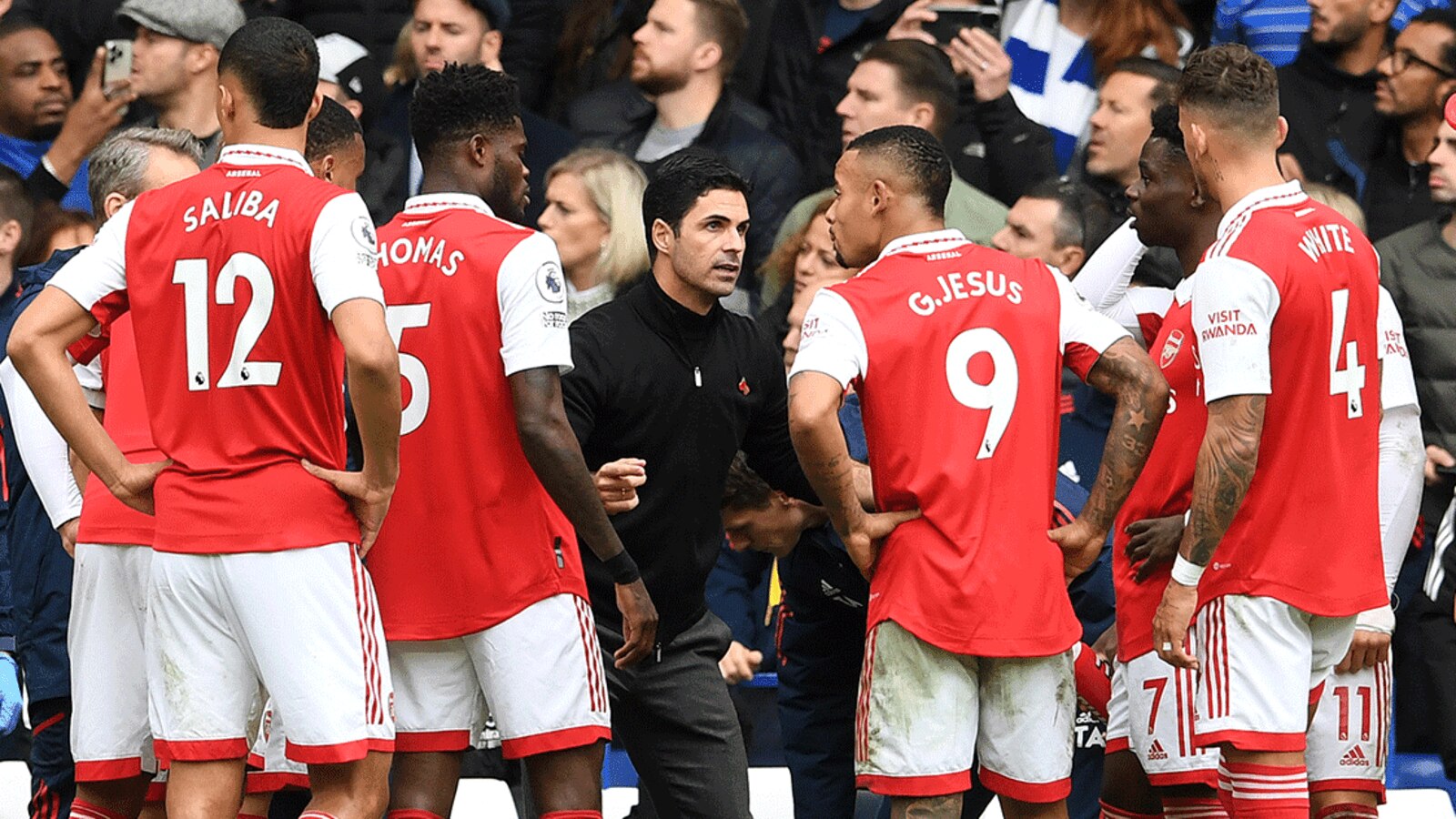 Arsenal News: Collymore Criticises Arteta's Management Arsenal News: Collymore Criticises Arteta's Management