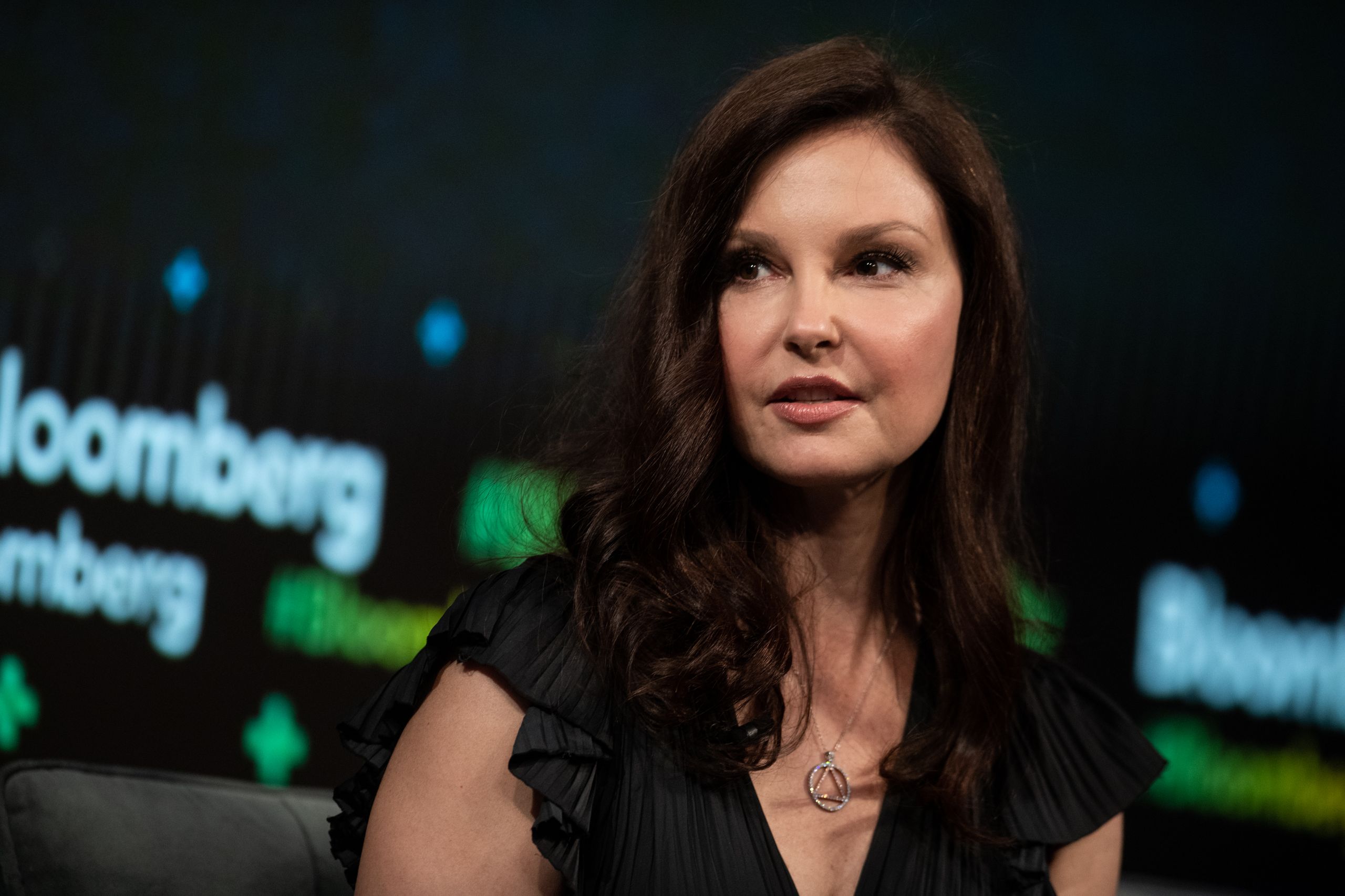 Ashley Judd On Her Final Talk With Her Late Mother, Naomi Judd Ashley Judd On Her Final Talk With Her Late Mother, Naomi Judd