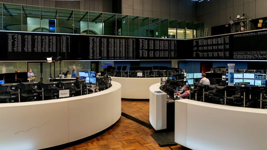 اتفاق تجاري جديد: داكس الألماني يتجاوز 24 ألف نقطة بفضل واشنطن وبكين اتفاق تجاري جديد: داكس الألماني يتجاوز 24 ألف نقطة بفضل واشنطن وبكين