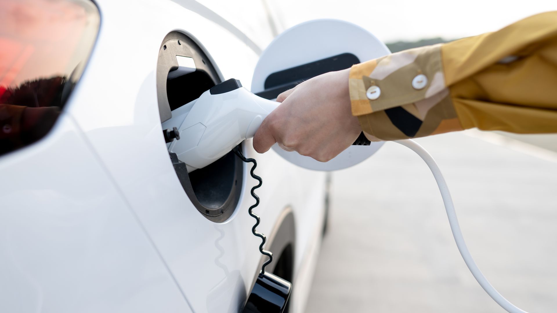 Auto Dealers Intensify Fight Against EV Sales Quotas Auto Dealers Intensify Fight Against EV Sales Quotas