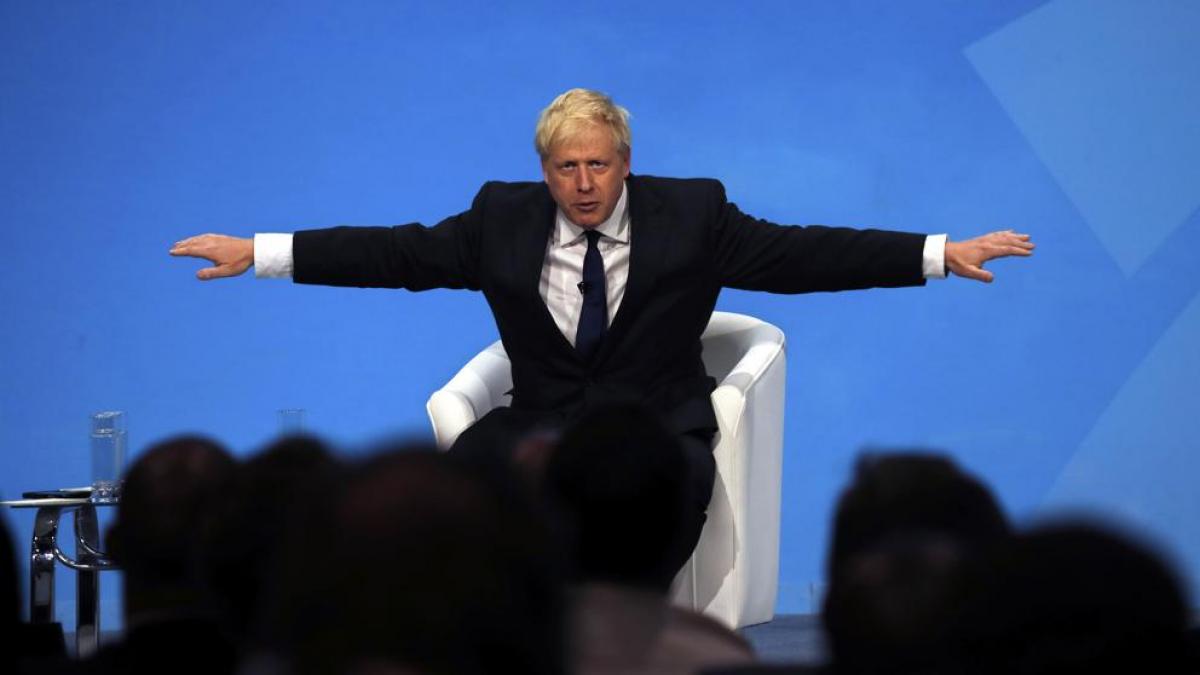 Avestruz Ataca A Boris Johnson En Texas: La Reacción Del Exprimer Ministro Avestruz Ataca A Boris Johnson En Texas: La Reacción Del Exprimer Ministro