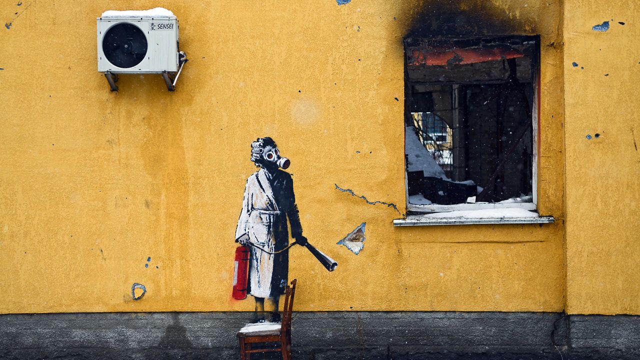 Banksy's Art Unveiled: Dubai Hosts First-Ever Exhibition Banksy's Art Unveiled: Dubai Hosts First-Ever Exhibition