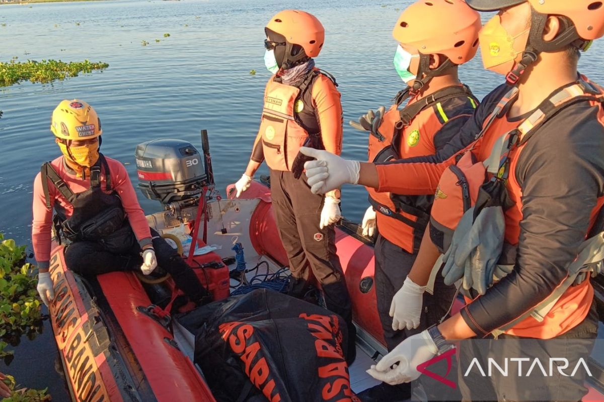 Basarnas Duga Balita Tenggelam Di Parit Batu Ampar Terbawa Arus Ke Waduk Wonorejo Basarnas Duga Balita Tenggelam Di Parit Batu Ampar Terbawa Arus Ke Waduk Wonorejo
