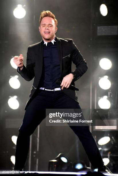 Beautiful Castle Near Manchester Hosts Huge Music Festival Featuring Olly Murs Beautiful Castle Near Manchester Hosts Huge Music Festival Featuring Olly Murs