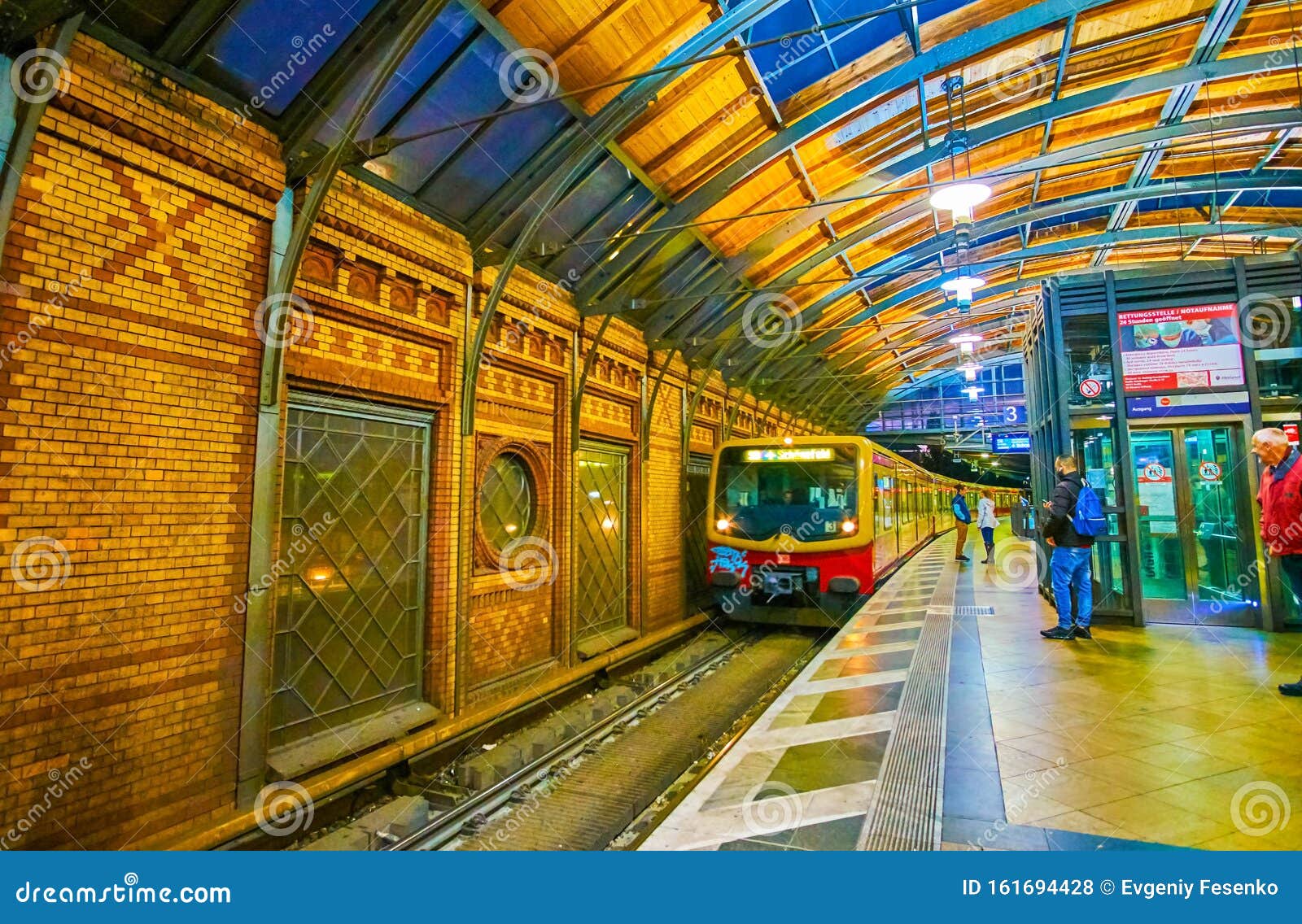 Berlin U-Bahn Stations: Could Techno DJs Soon Take Over? Berlin U-Bahn Stations: Could Techno DJs Soon Take Over?