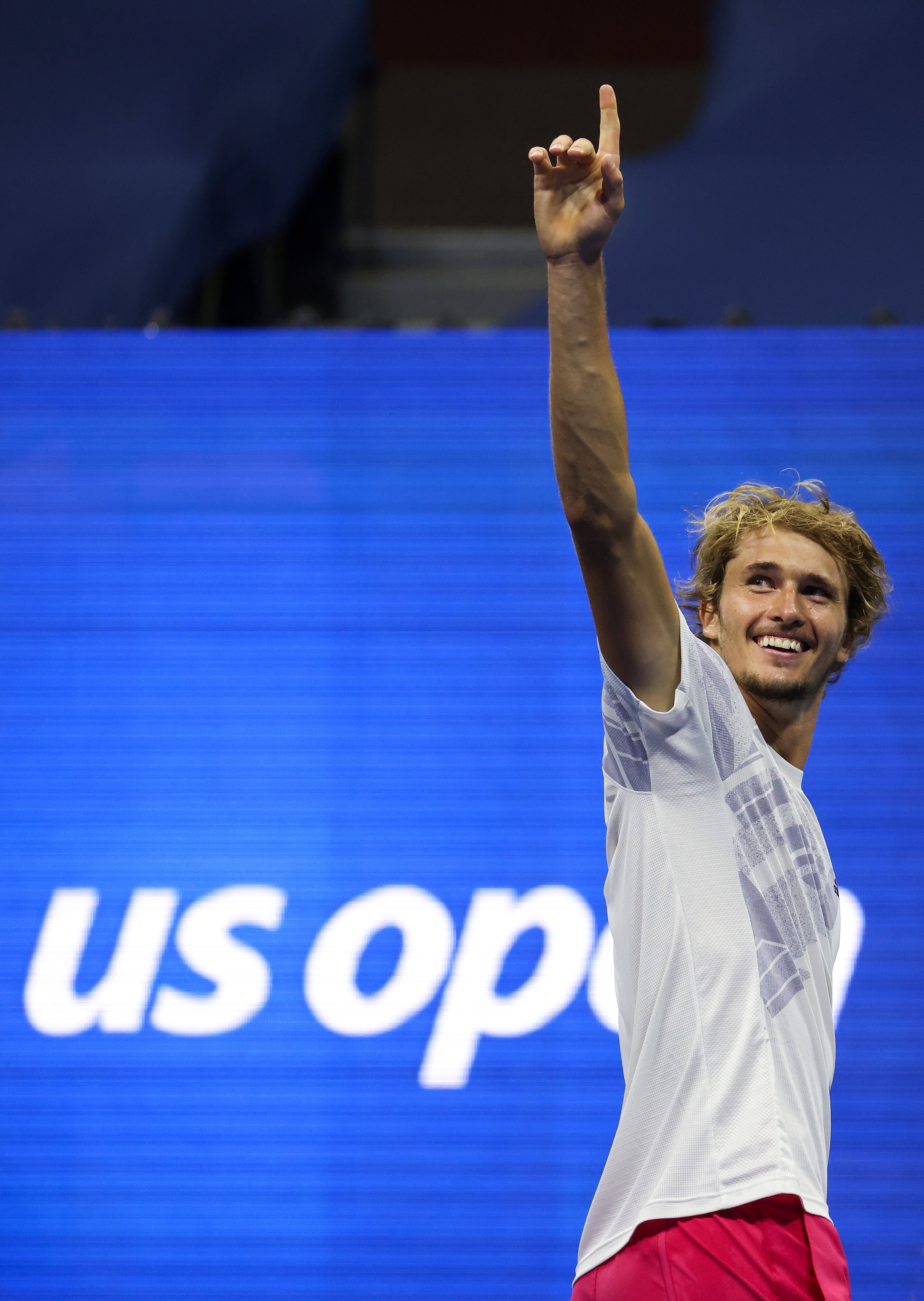 BMW Open: Zverev Rallies Into Semifinals BMW Open: Zverev Rallies Into Semifinals