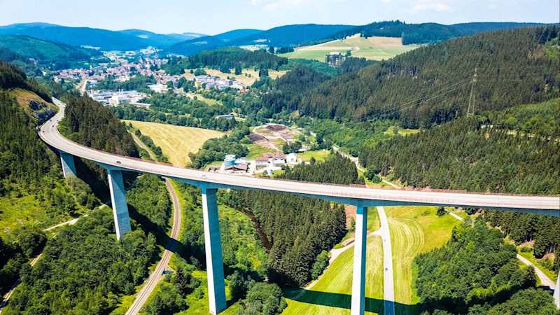 Börsencrash-Risiko: Die Unterschätzte Gefahr Der Privatanleger-Euphorie Börsencrash-Risiko: Die Unterschätzte Gefahr Der Privatanleger-Euphorie