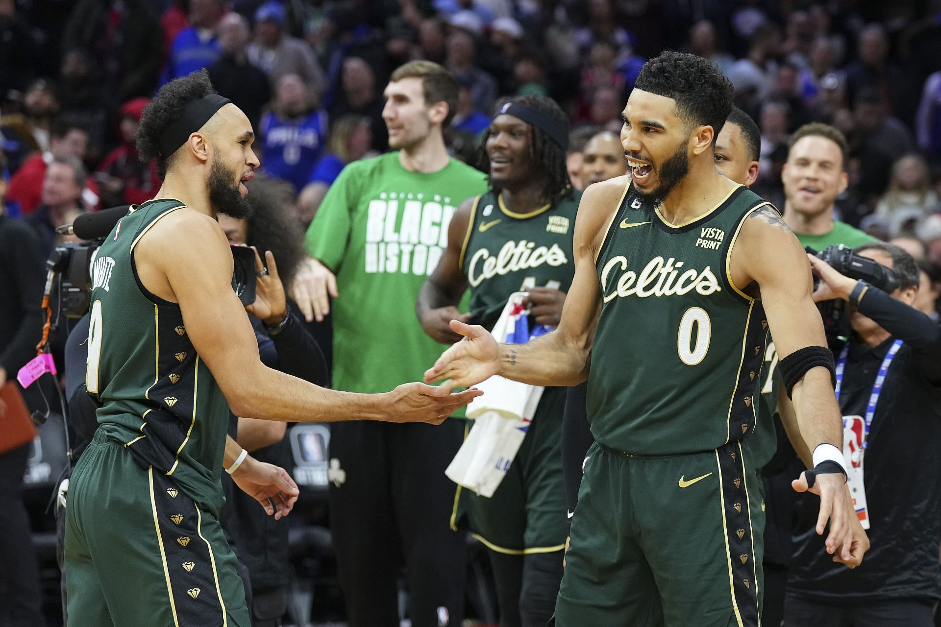 Boston Celtics Coach Provides Update On Jayson Tatum's Wrist Injury Boston Celtics Coach Provides Update On Jayson Tatum's Wrist Injury