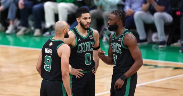 Boston Celtics: Tatum Praises Knicks' Game 1 Effort Boston Celtics: Tatum Praises Knicks' Game 1 Effort