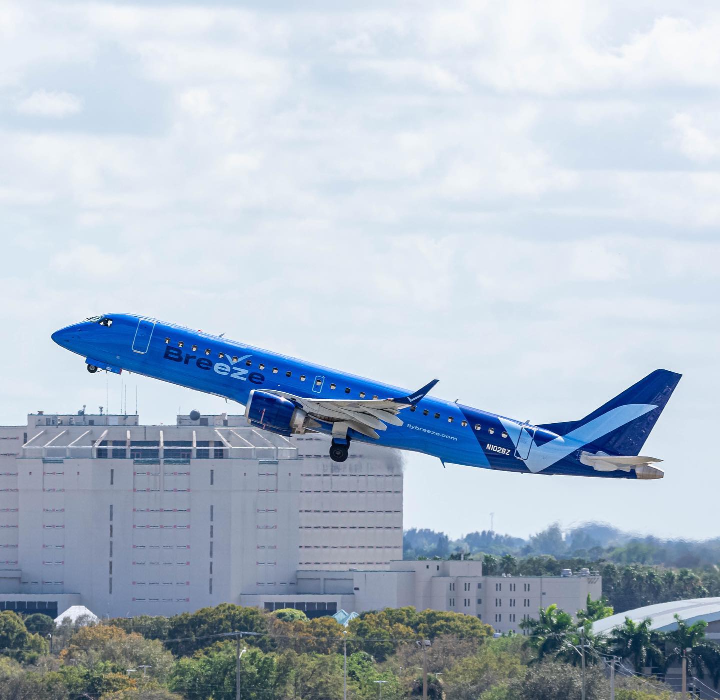 Breeze Airways Announces Two New Destinations Breeze Airways Announces Two New Destinations