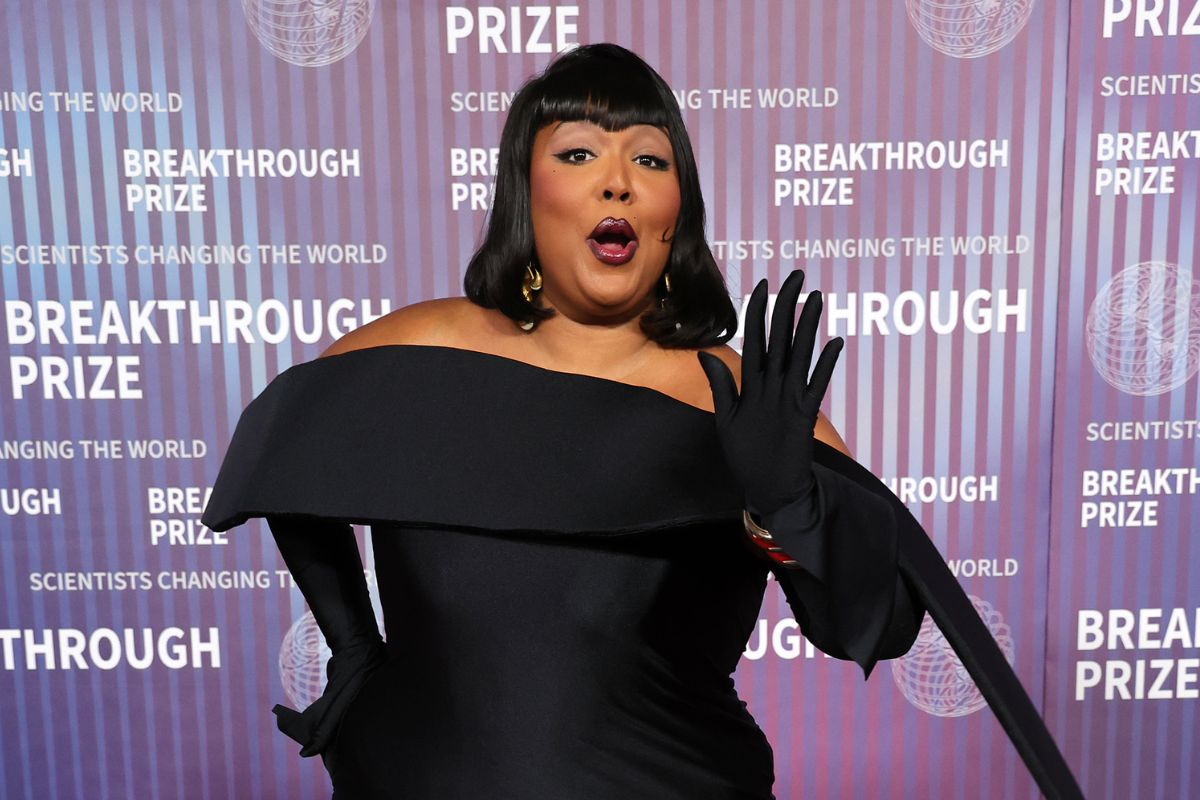 Britney Spears's Latest Look: Lizzo's Comment Sparks Jackson Comparisons Britney Spears's Latest Look: Lizzo's Comment Sparks Jackson Comparisons