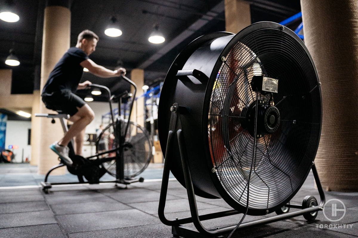 BTS V And Jungkook's Military-Honed Bodies: New Gym Photos & Fan Reactions BTS V And Jungkook's Military-Honed Bodies: New Gym Photos & Fan Reactions
