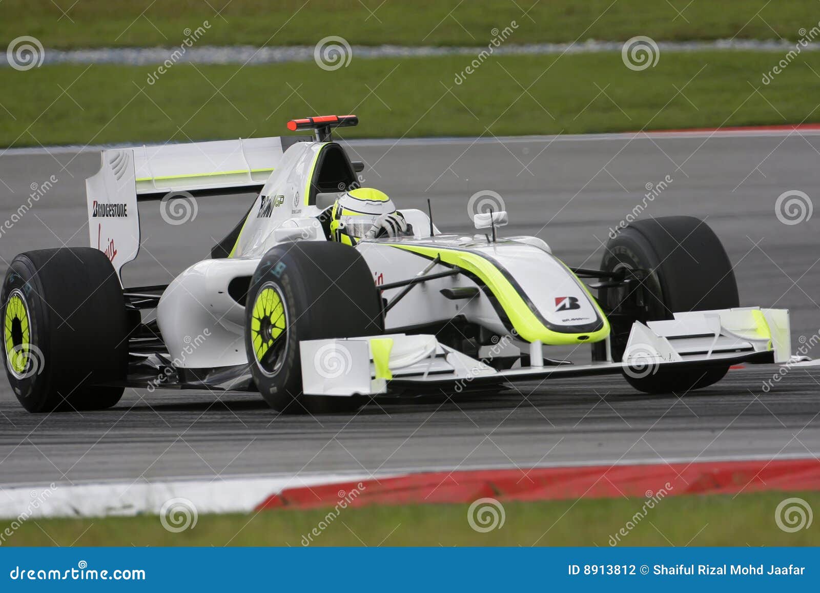 Button Back In The Brawn: A Look At The 2009 F1 Car Button Back In The Brawn: A Look At The 2009 F1 Car