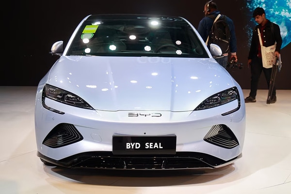 BYD Seal Purchase Guide: Specs, Features & Pricing BYD Seal Purchase Guide: Specs, Features & Pricing