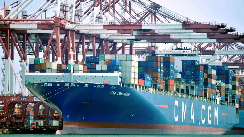 Canada's Trade Deficit Shrinks To $506 Million Amidst New Tariffs Canada's Trade Deficit Shrinks To $506 Million Amidst New Tariffs