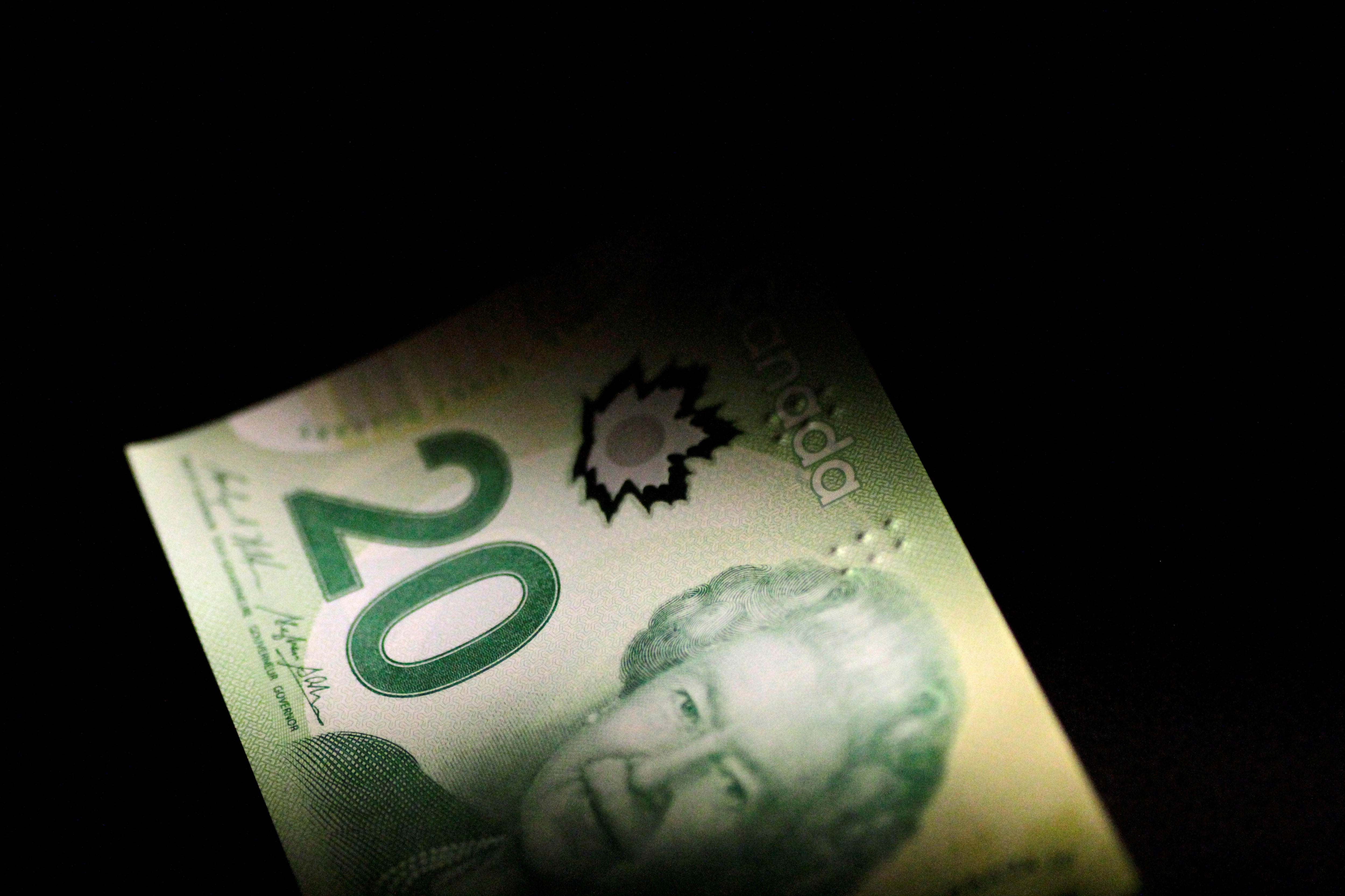 Canadian Dollar Value Increases Following Trump's Statements Canadian Dollar Value Increases Following Trump's Statements