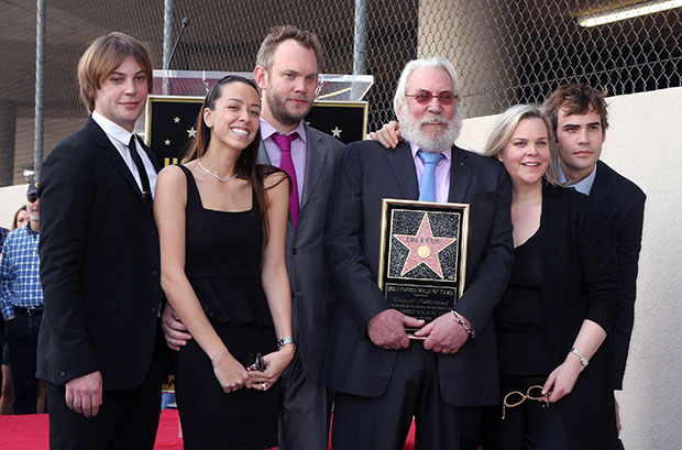 Canadian Screen Awards: Kiefer Sutherland's Tribute To His Father Canadian Screen Awards: Kiefer Sutherland's Tribute To His Father