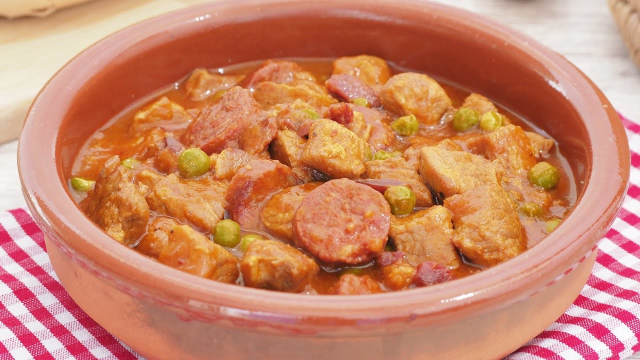 Carcamusas: Receta Española De Alto Contenido En Proteínas Carcamusas: Receta Española De Alto Contenido En Proteínas