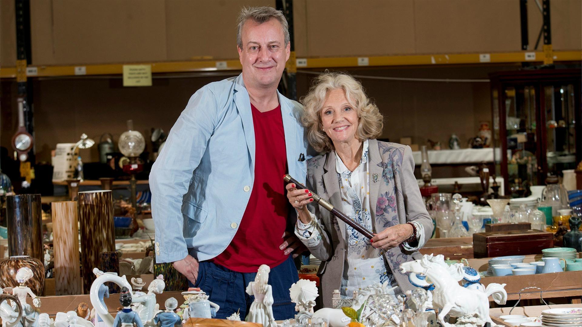 Celebrity Antiques Road Trip: A Guide To The Show And Its Treasures Celebrity Antiques Road Trip: A Guide To The Show And Its Treasures